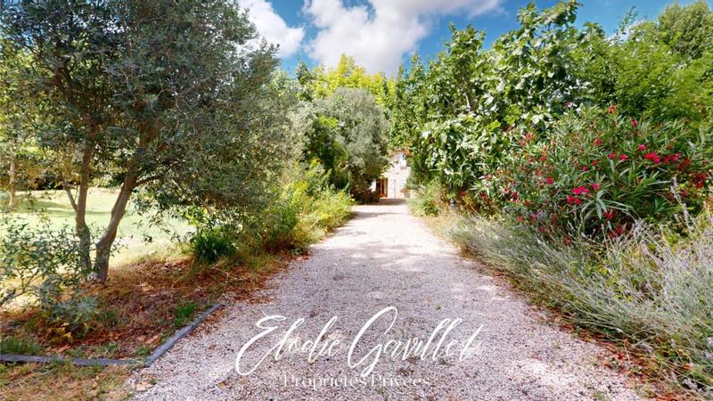 Demeure - 462 m² - 21 pièces