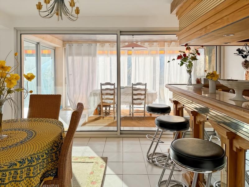 Maison - 263 m² - 6 pièces