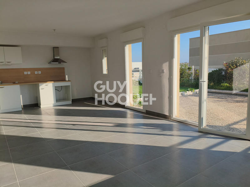 Appartement - 93 m² - 4 pièces