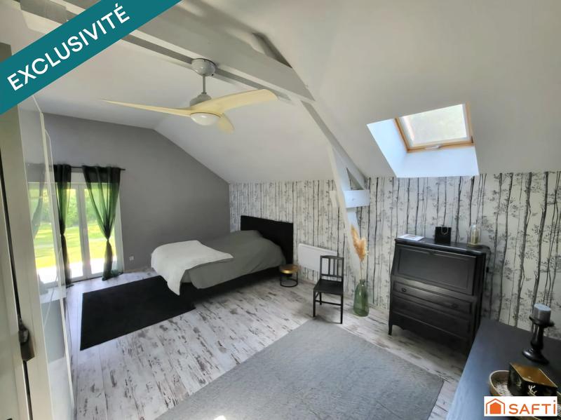 Maison - 280 m² - 12 pièces