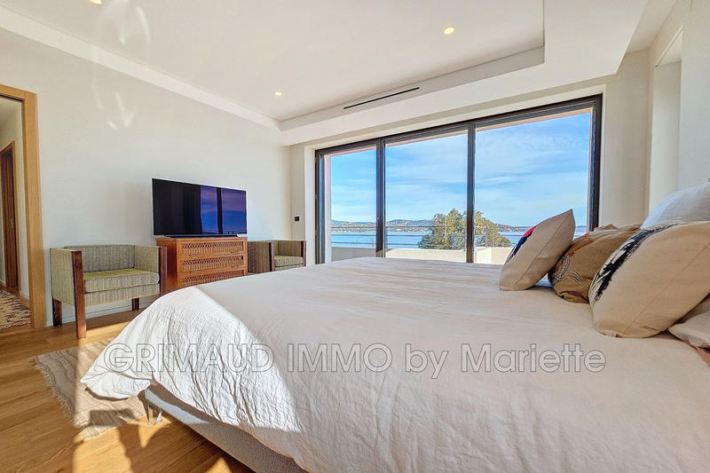 Villa - 280 m² - 7 pièces