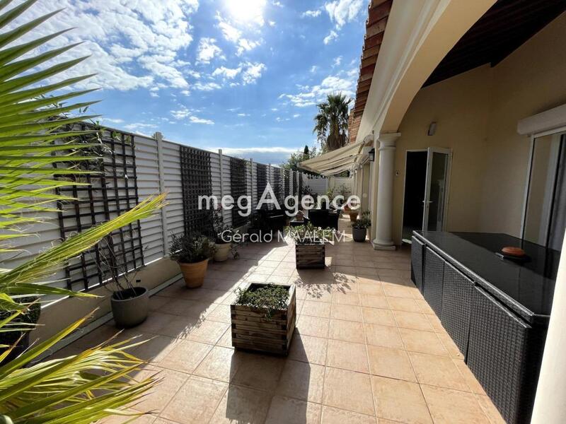 Maison de ville - 112 m² - 4 pièces