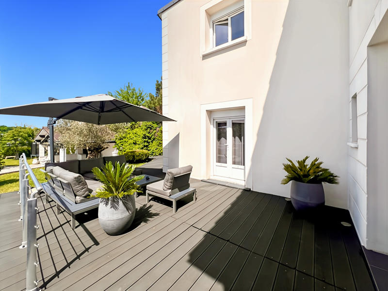 Maison - 184 m² - 6 pièces