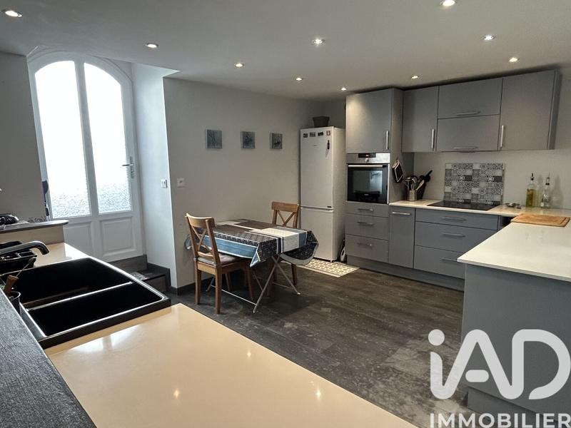 Maison de village - 197 m² - 6 pièces