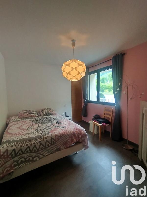Appartement - 87 m² - 3 pièces