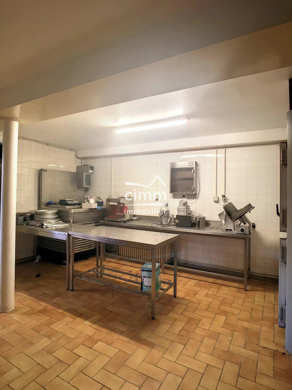 Immeuble - 1 166 m²