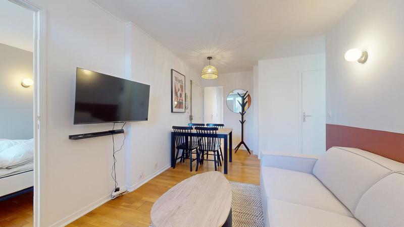 Appartement - 80 m² - 5 pièces