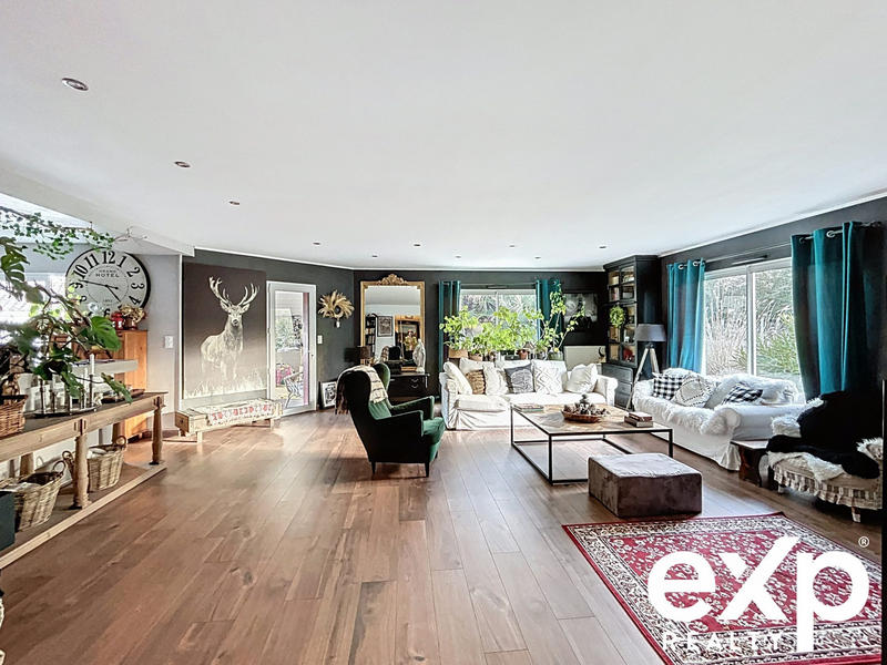 Maison - 157 m² - 6 pièces