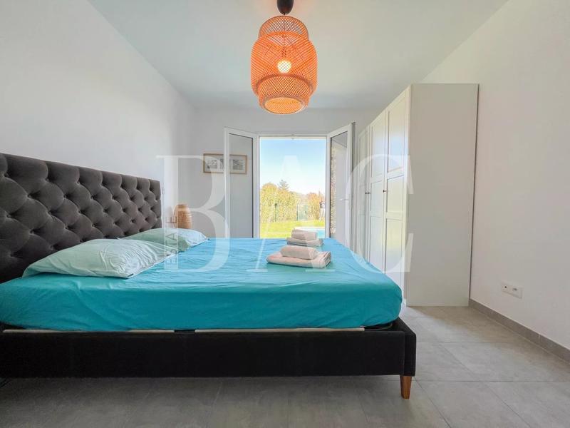 Villa - 130 m² - 6 pièces