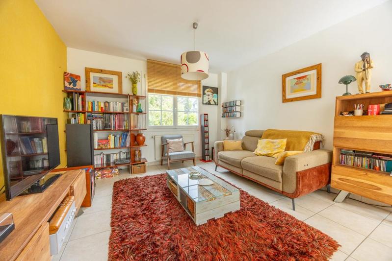 Maison - 160 m² - 7 pièces