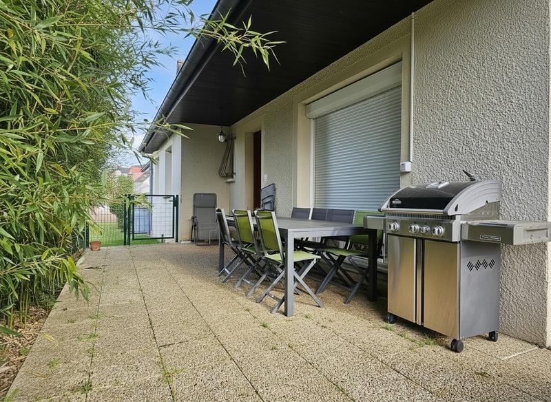Maison - 215 m² - 10 pièces