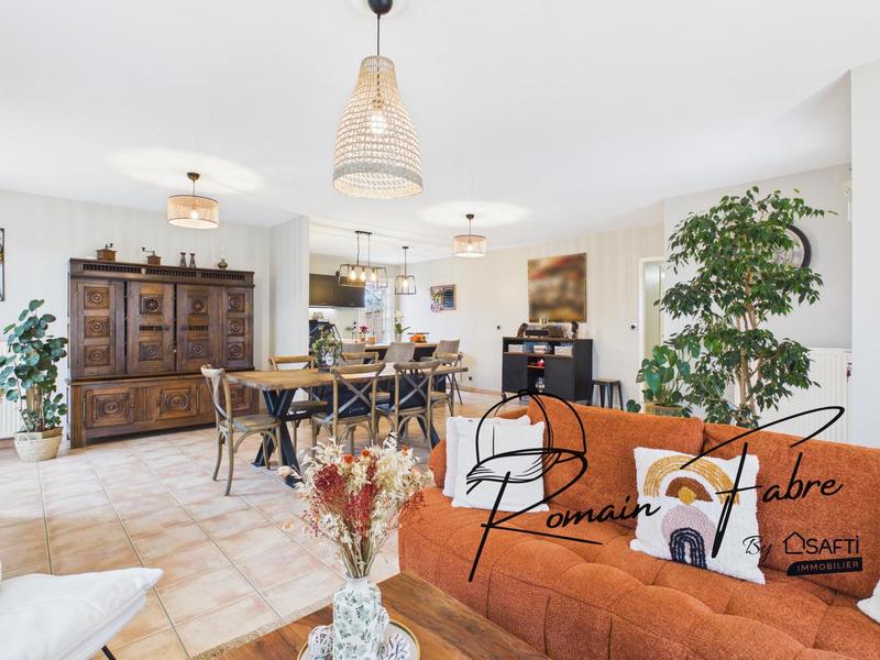 Maison - 117 m² - 6 pièces