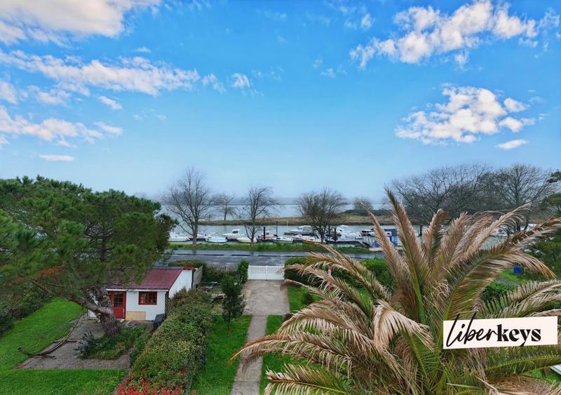 Appartement - 102 m² - 4 pièces