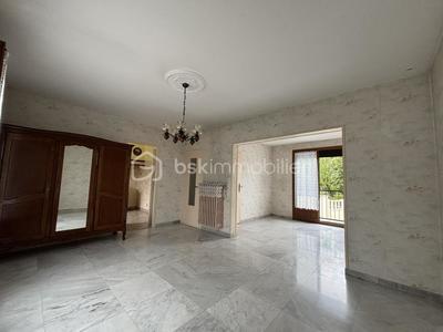 Maison - 83 m² - 4 pièces