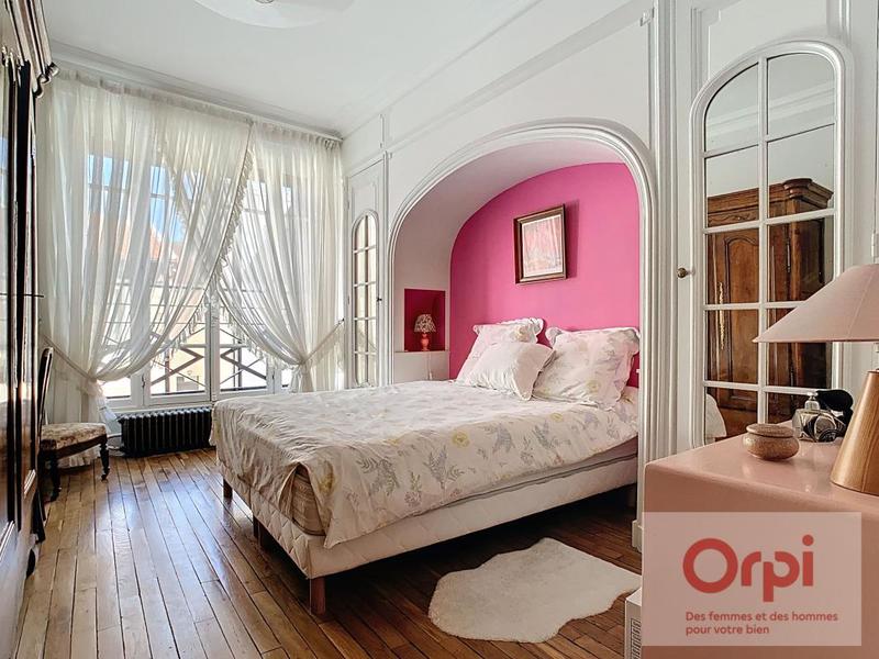 Maison - 188 m² - 6 pièces