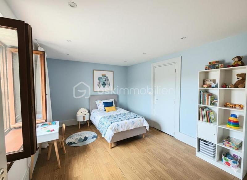 Maison - 122 m² - 6 pièces