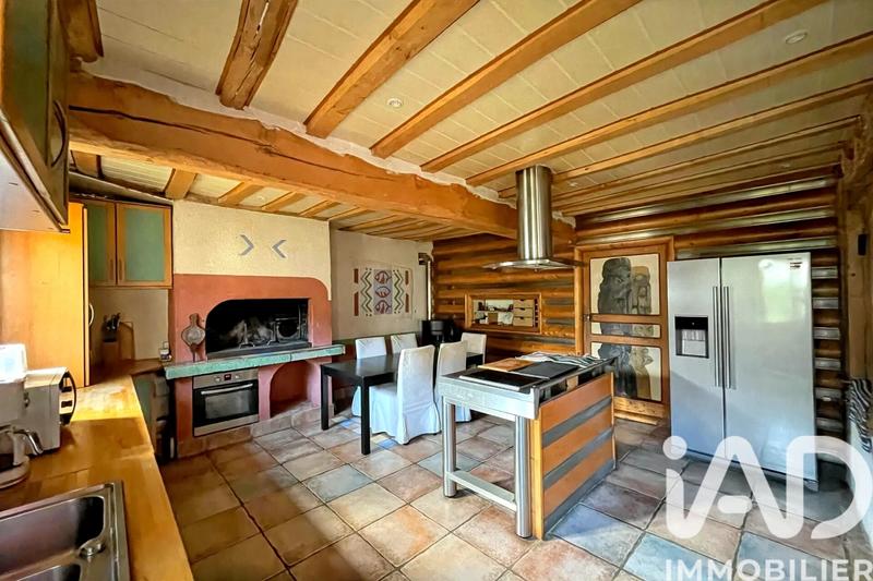 Maison - 157 m² - 8 pièces