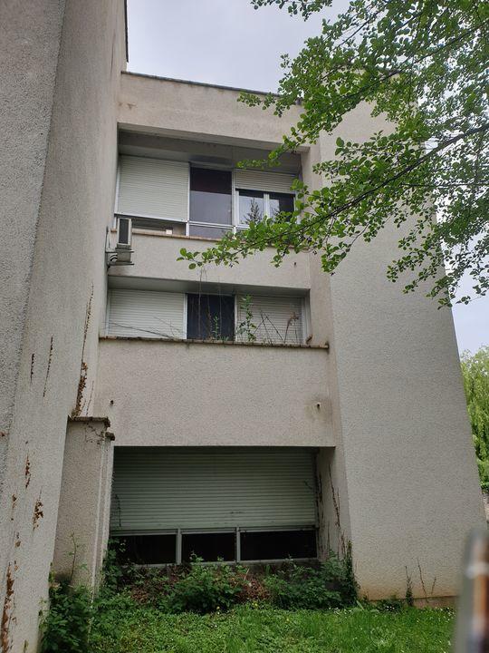 Immeuble - 1 340 m² - 36 pièces