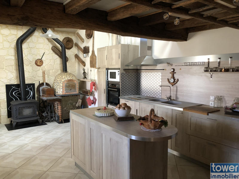 Maison - 176 m² - 5 pièces