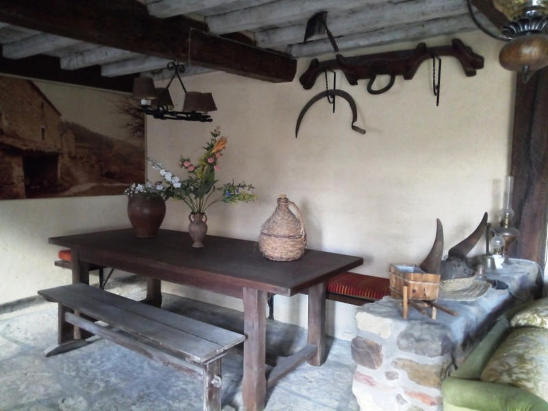 Propriété - 137 m² - 8 pièces