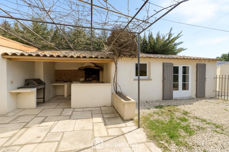 Maison - 245 m² - 9 pièces