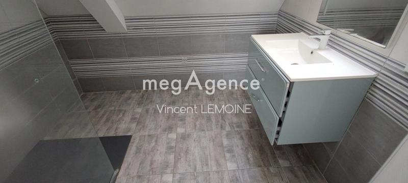 Maison - 204 m² - 7 pièces