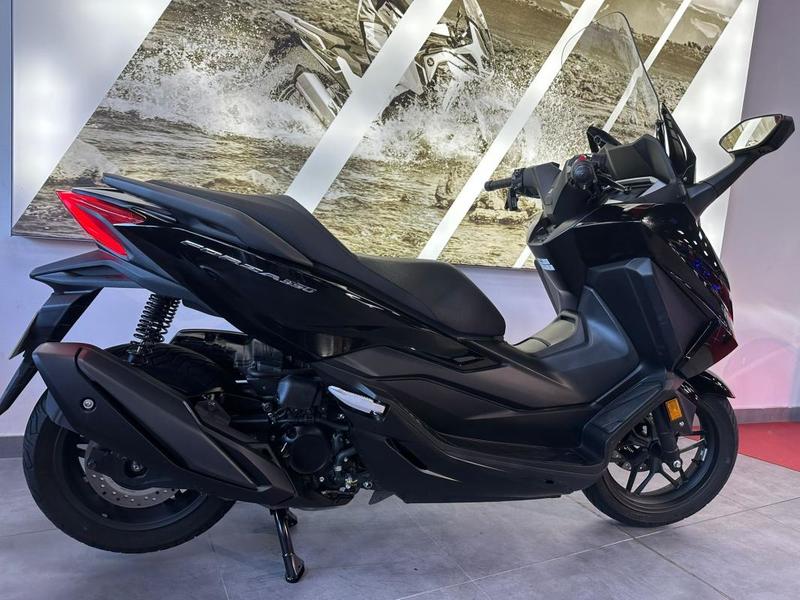 Honda Forza 350 2025