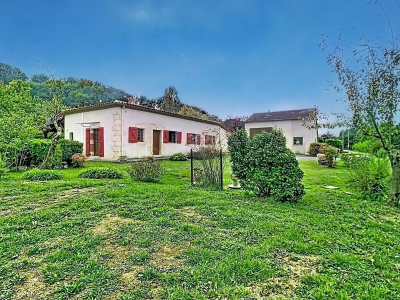 Maison - 147 m² - 5 pièces