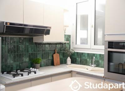 Chambre - 10 m² - 1 pièce