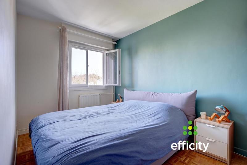 Appartement - 85 m² - 4 pièces