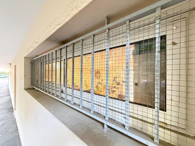 Local commercial - 61 m² - 2 pièces