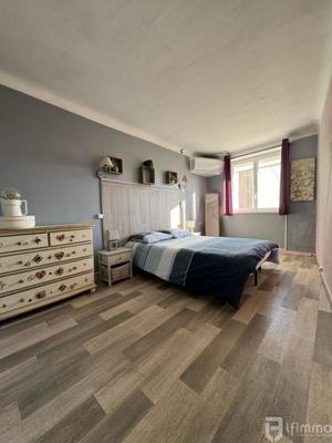 Maison - 90 m² - 6 pièces