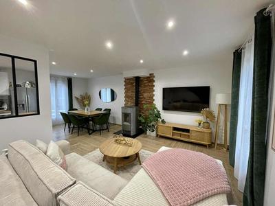 Maison - 120 m² - 6 pièces