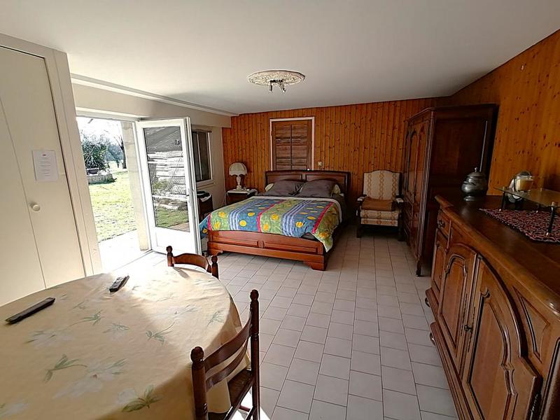 Maison de maîtres - 390 m² - 13 pièces