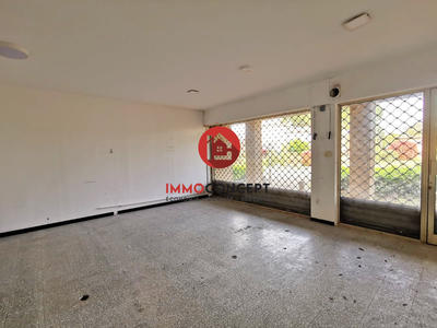 Local commercial - 51 m²