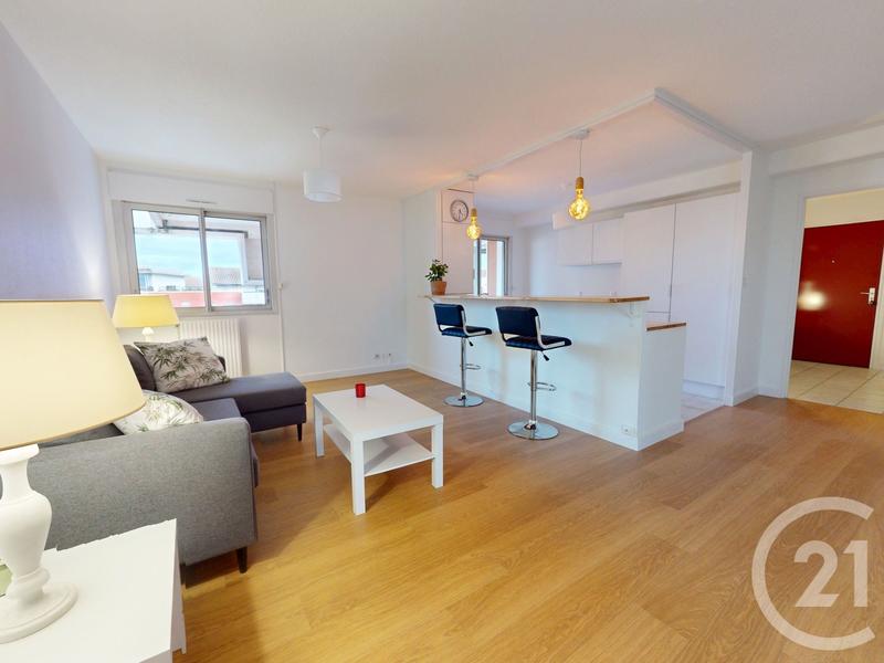 Appartement - 70 m² - 3 pièces