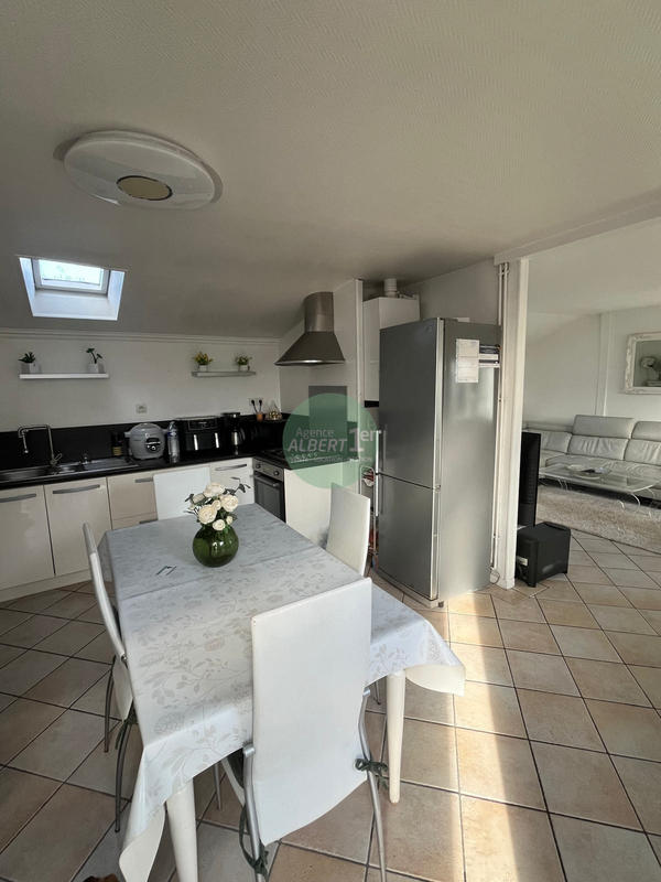 Maison - 86 m² - 4 pièces