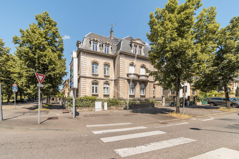 Appartement - 134 m² - 6 pièces