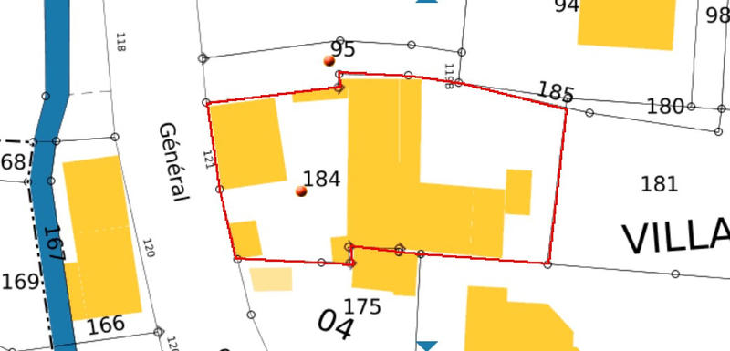 Maison de village - 146 m² - 8 pièces