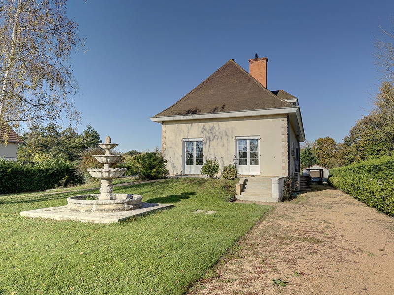 Maison - 185 m² - 6 pièces
