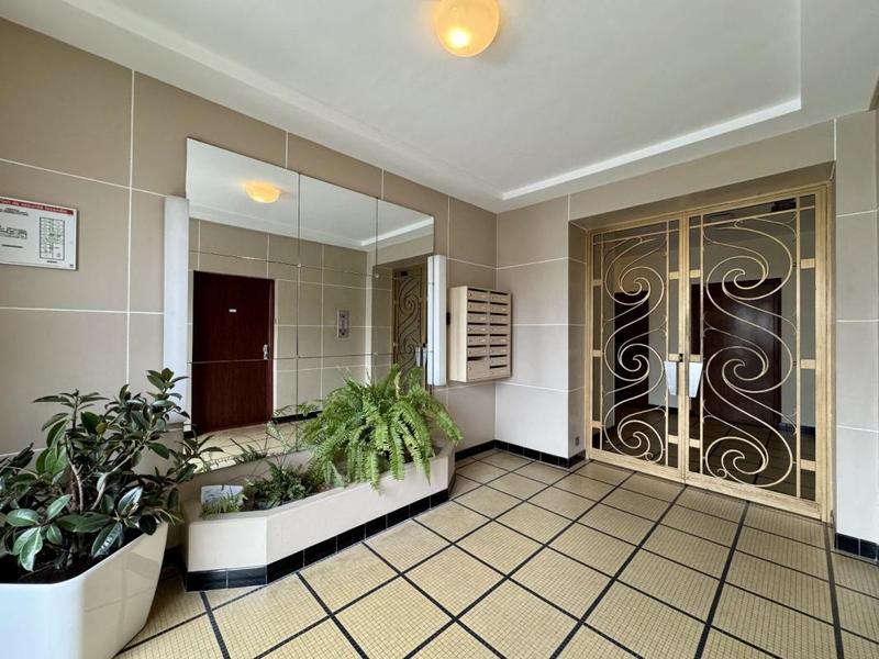 Appartement - 100 m² - 4 pièces