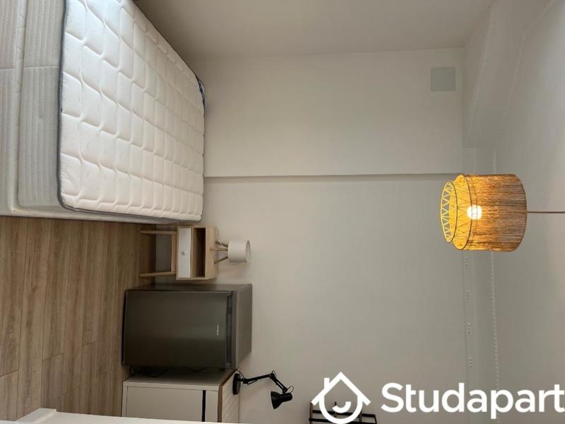 Chambre - 12 m² - 1 pièce