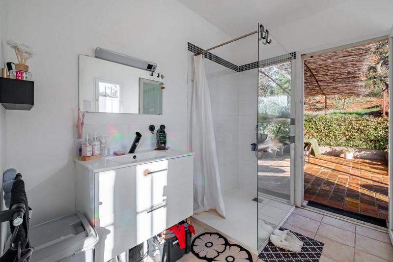 Maison - 180 m² - 5 pièces