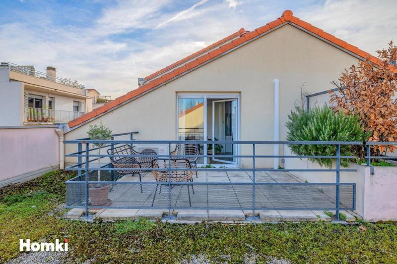 Appartement - 80 m² - 3 pièces