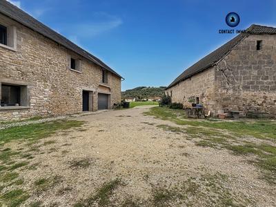 Maison ancienne - 225 m² - 8 pièces