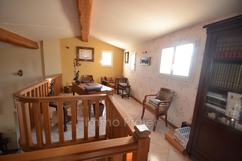 Villa - 305 m² - 7 pièces