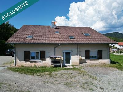 Maison - 292 m² - 10 pièces