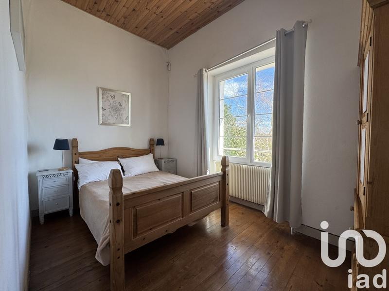 Maison - 650 m² - 25 pièces