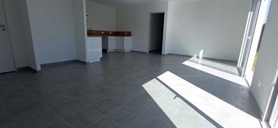 Villa - 90 m² - 4 pièces