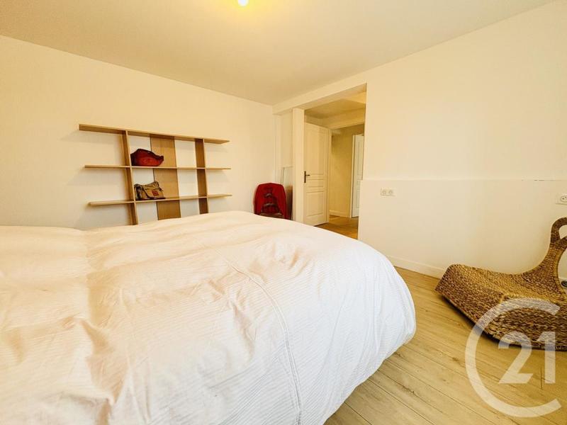 Maison - 96 m² - 5 pièces